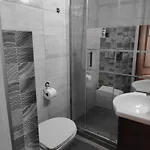 Goscinne Moli Homestay Leba