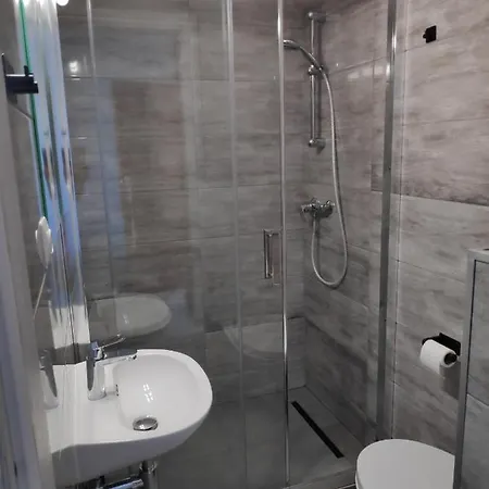 Goscinne Moli Δωμάτια σε οικογενειακή κατοικία Łeba